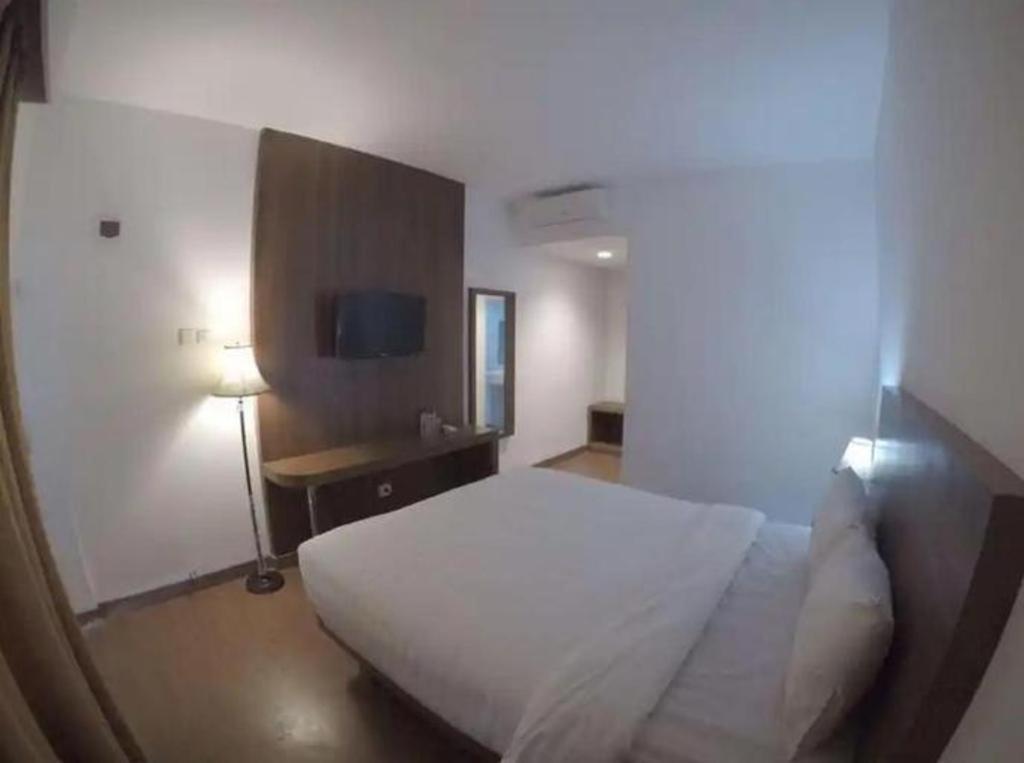 Satria Wisata Hotel Parepare Exterior foto