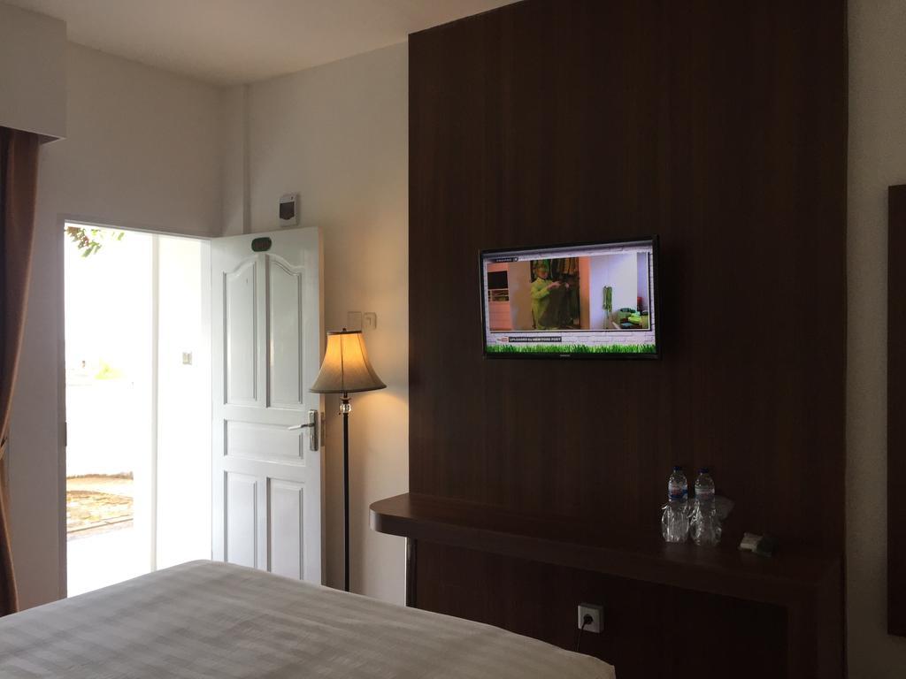 Satria Wisata Hotel Parepare Exterior foto
